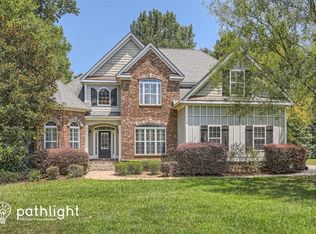 102 Sandisfield Dr, Sharpsburg, GA 30277