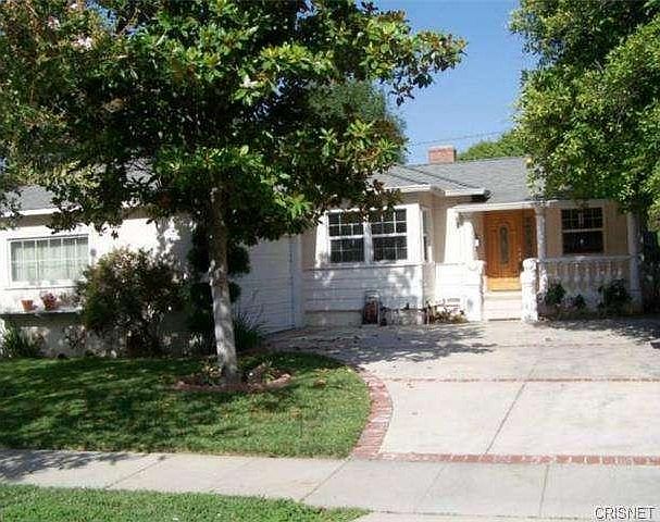 1st image of 8957 Eames Ave