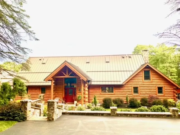 166 Old Farm Rd, Central City, PA 15926