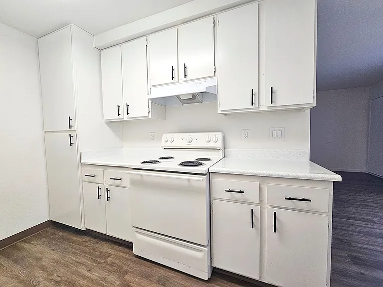 Palm Villas Apartments — Photo 11