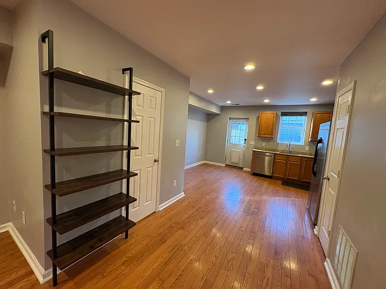 756 18th St NE — Photo 30