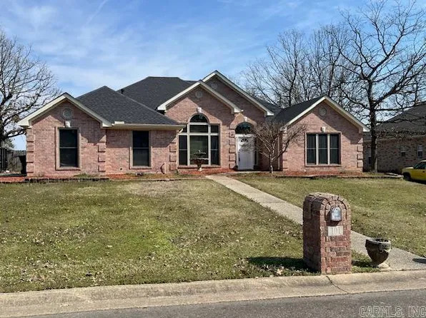 101 Doe Run Pl, Hot Springs, AR 71913
