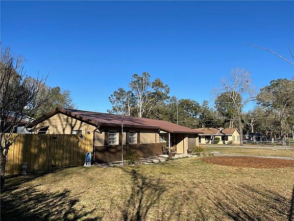 3rd image of 6465 NW 62nd Pl