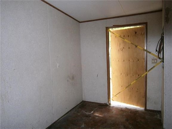 5th image of 26260 Hwy 441