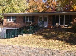 1761 Woodwind Dr, Imperial, MO 63052