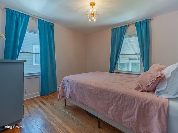 5th image of 2612 Pindell Ave