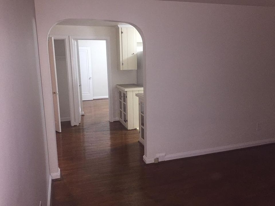 1st image of 5 Cypress St Floor 1