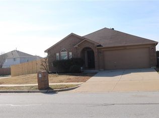 7306 Fossil Hill Dr, Arlington, TX 76002