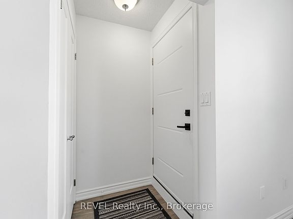 5th image of 226 Vansickle Rd #10