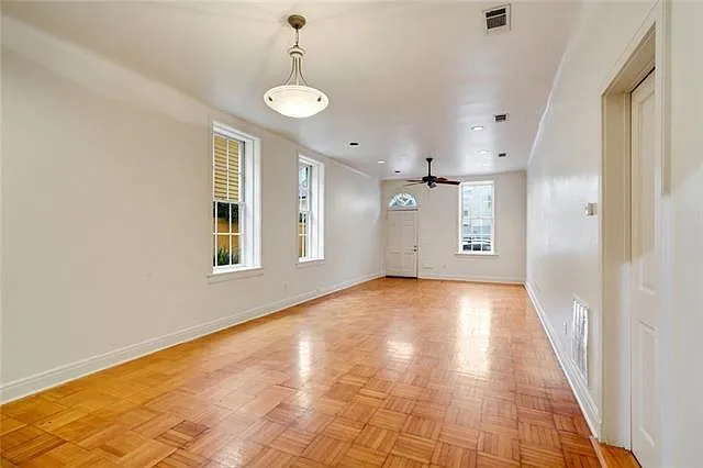 1 bed, 1.0 bath, 1250 sqft, $2,200 — Photo 3