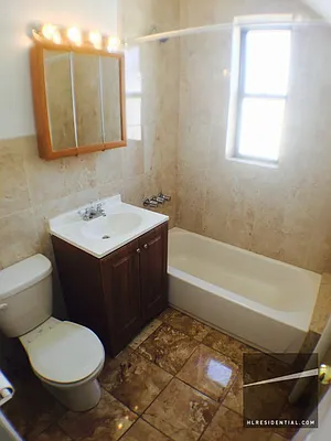 Rented by Highline Residential | media 10