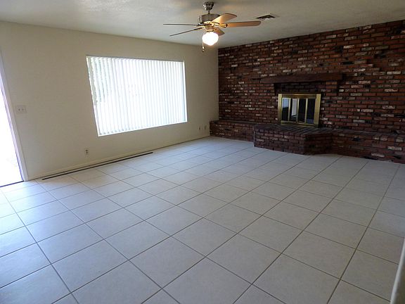 3rd image of 3710 Squaw Dr