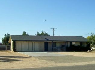 20767 Sitting Bull Rd, Apple Valley, CA 92308