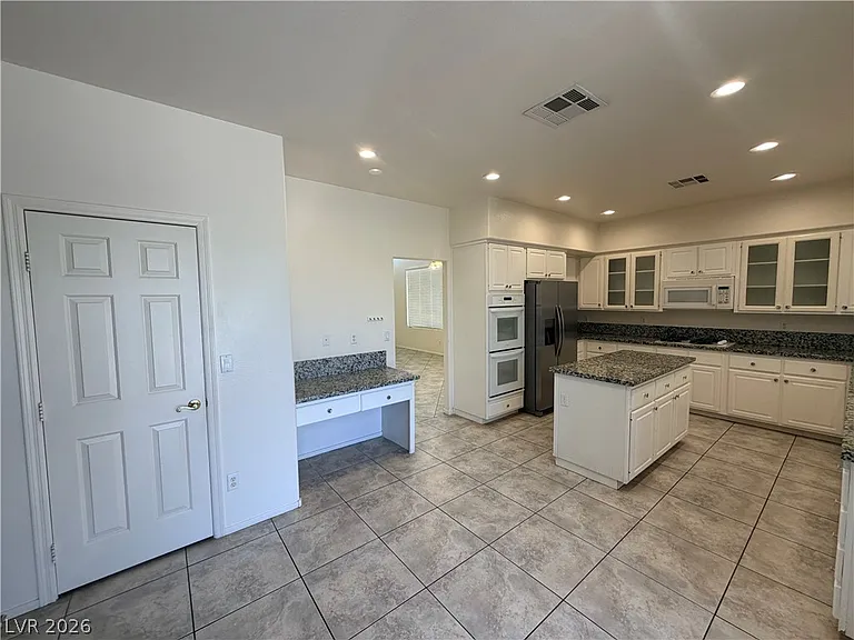 925 Lexington Cross Dr — Photo 23