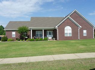 290 Windy Oaks Dr, Munford, TN 38058