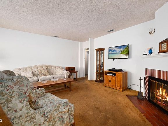 5th image of 3905 Winston Dr