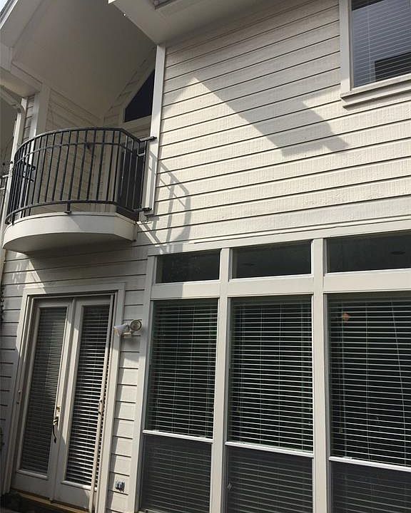 1st image of 2203 Driscoll St