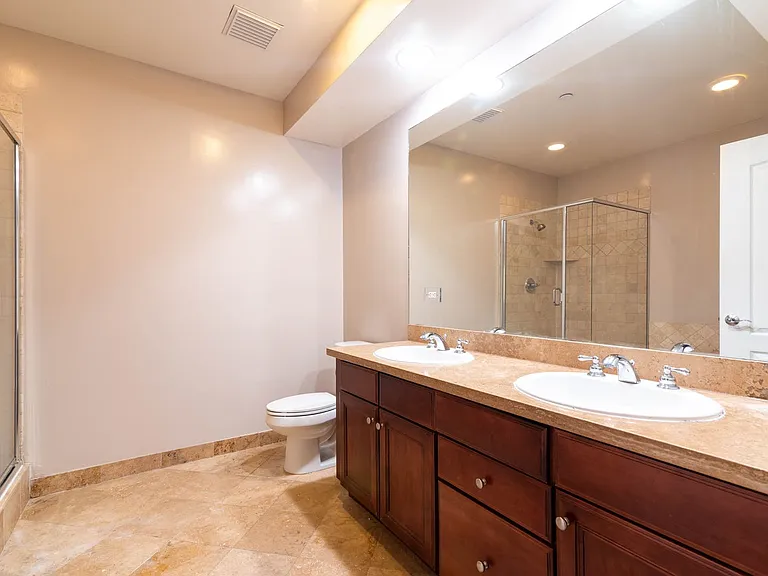 1522 Amherst Ave #102 — Photo 11