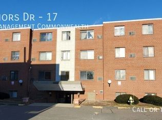 900 Governors Dr APT 17, Winthrop, MA 02152