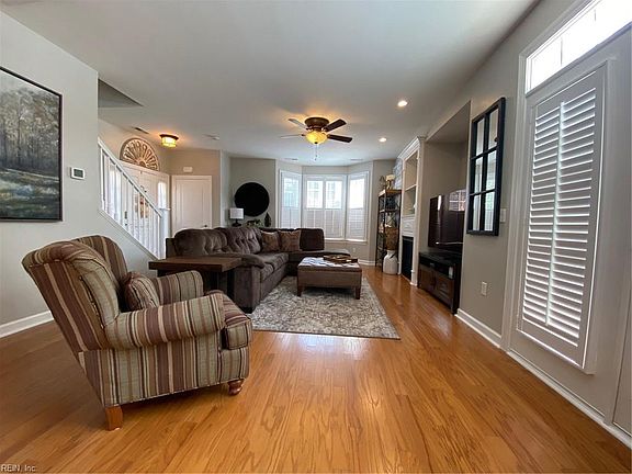 4th image of 5212 Averham Dr