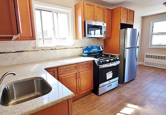 2nd image of 30-21 47th St #3F