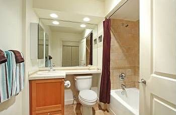 4th image of 1545 NW 57th St Unit 307