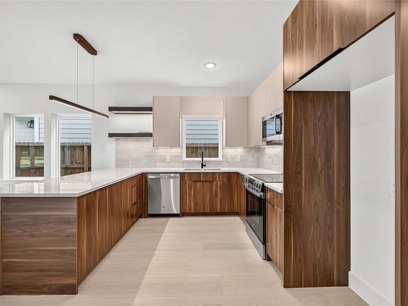 5th image of 959 Ringold St #A/b