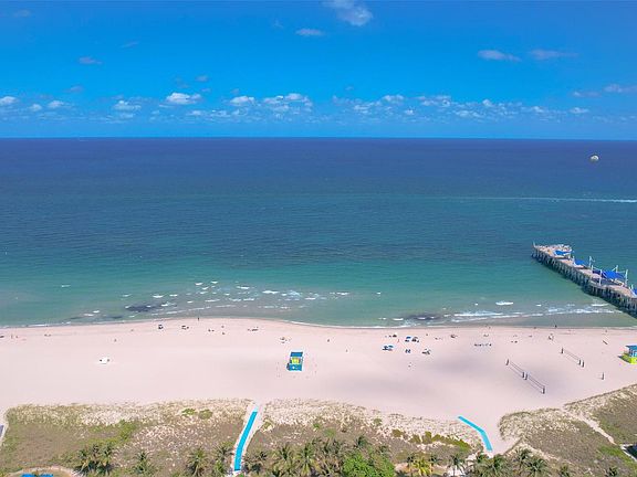 3rd image of 301 N Ocean Boulevard #402
