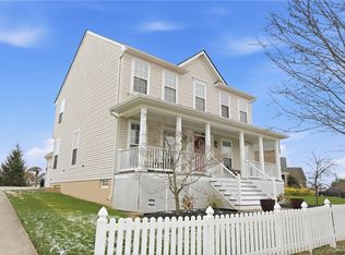 299 Village Park Dr, Lebanon, OH 45036