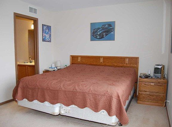 5th image of 2055 Limestone Ln