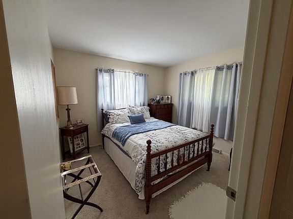 4th image of 23876 N Hilltop Trl