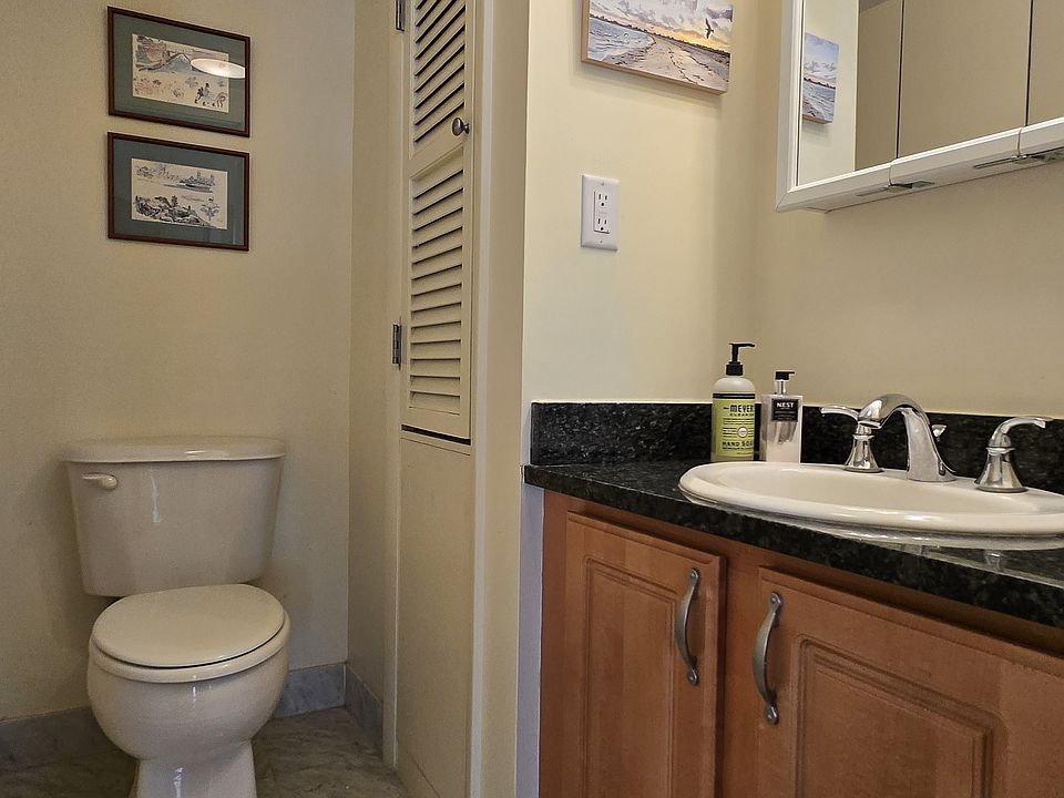1st image of 300 Hammond Pond Pkwy #204
