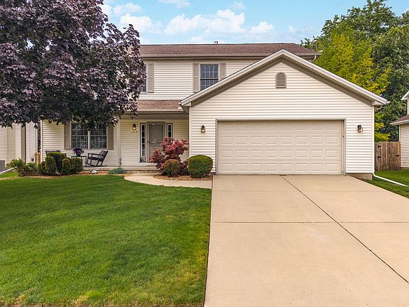2nd image of 1014 Sawgrass Dr