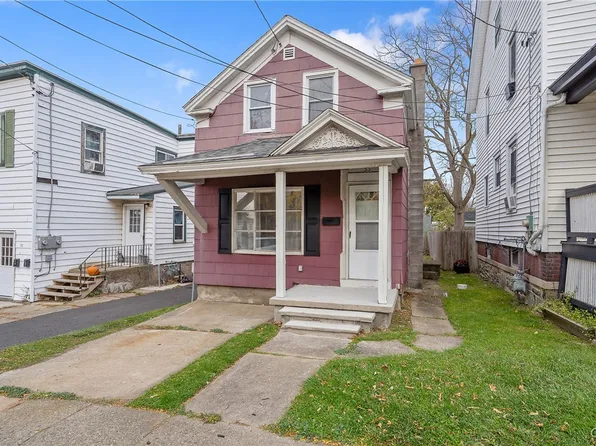 33 E Utica St, Oswego, NY 13126
