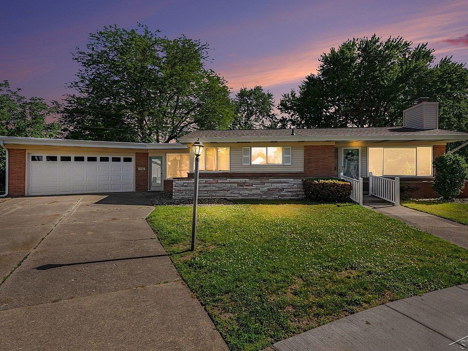 1st image of 3002 Malden Pl
