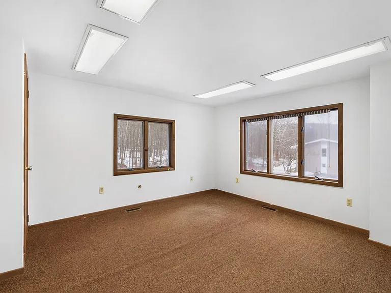 328 Green Pond Rd — Photo 16