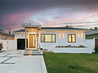 17905 Bullock St, Encino, CA