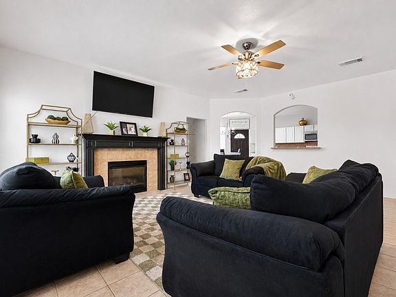 5th image of 4903 Timber Path Dr