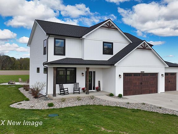 5th image of 2374 S Thomas Rd