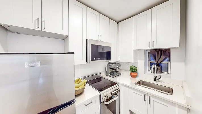 Rented by City Wide Apartments | media 13