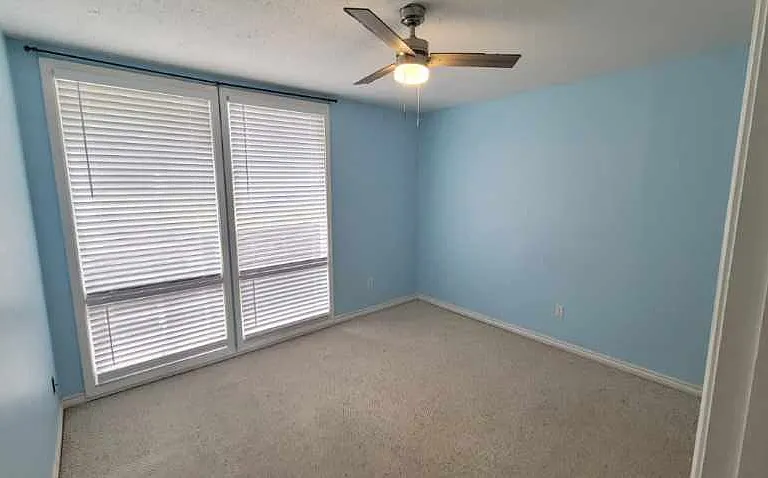 3402 Ocean Dr #33-1 — Photo 21