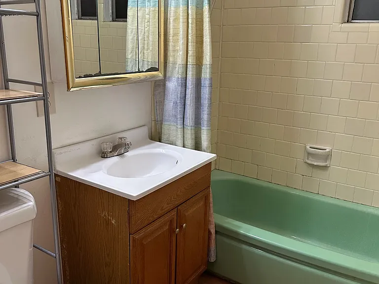 331 W Cincinnati Ave #6 — Photo 4