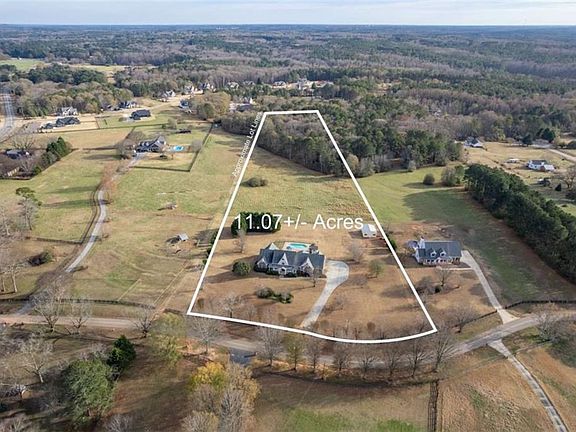 3rd image of 436A James Powers Rd SW