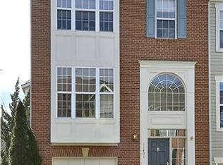 11401 Sunflower Ln, Fairfax, VA 22030