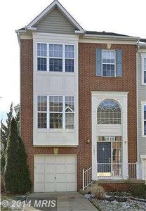 11401 Sunflower Ln, Fairfax, VA, 22030