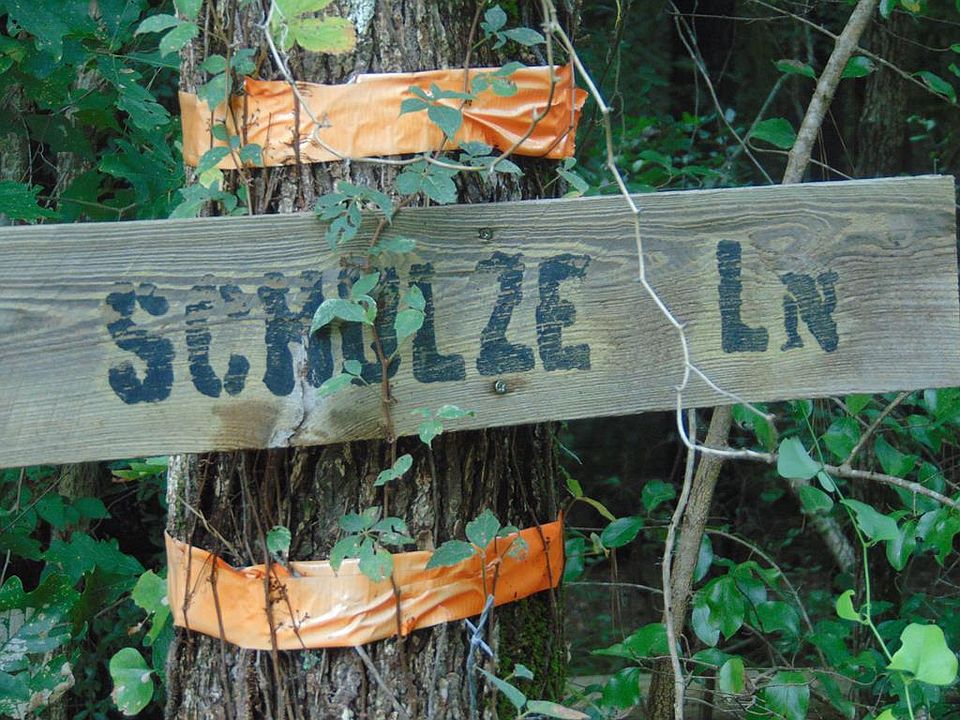 1st image of 346 Schulze Ln