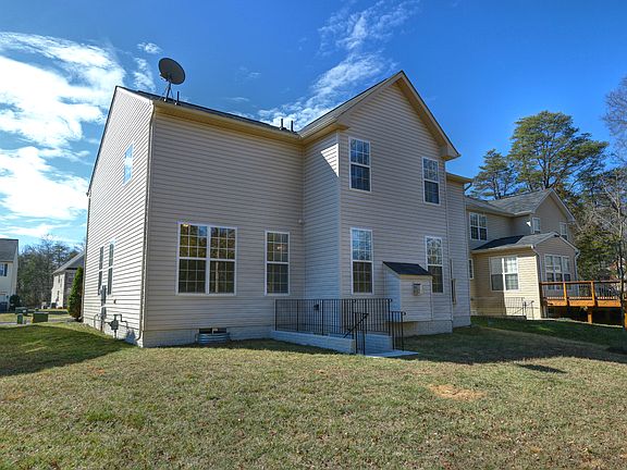 5th image of 15220 Santander Dr