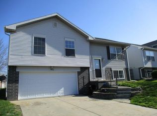 7932 Curtis Ave, Omaha, NE 68134