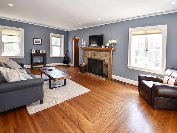 5th image of 3228 Glengyle Ave