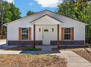 604 N Witte St, Poteau, OK 74953